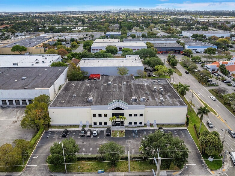 More Photos Of 2701 NW 107th Ave, Miami Refrigeration Cold Storage For Lease