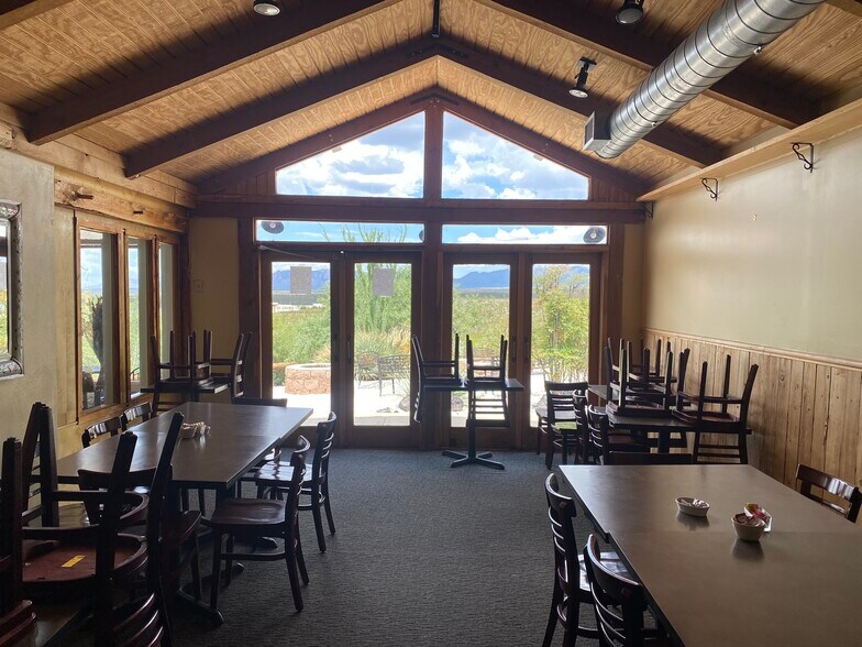 More Photos Of 781 AZ-80, Tombstone Hotel For Lease