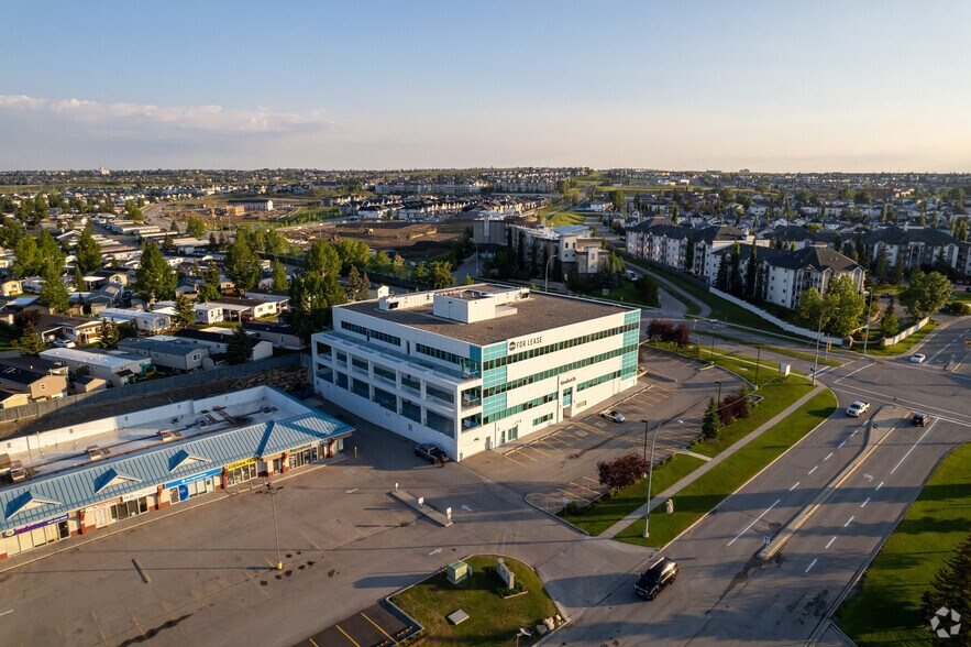 More Photos Of 75 Crowfoot Rise NW, Calgary Office For Lease