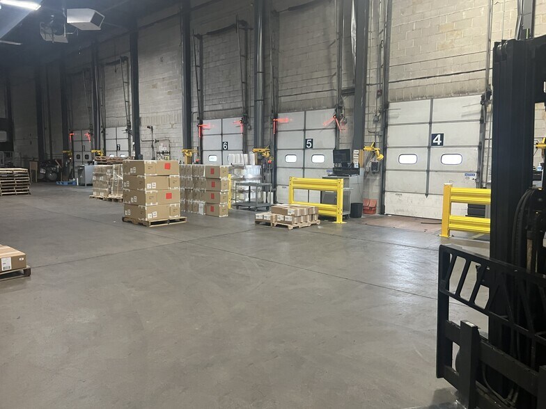 More Photos Of 570 Mount Pleasant Ave, Dover Warehouse For Lease