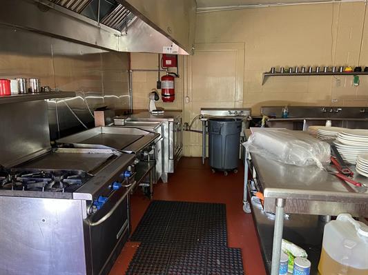 More Photos Of 511 Chief St, Benkelman Storefront For Sale