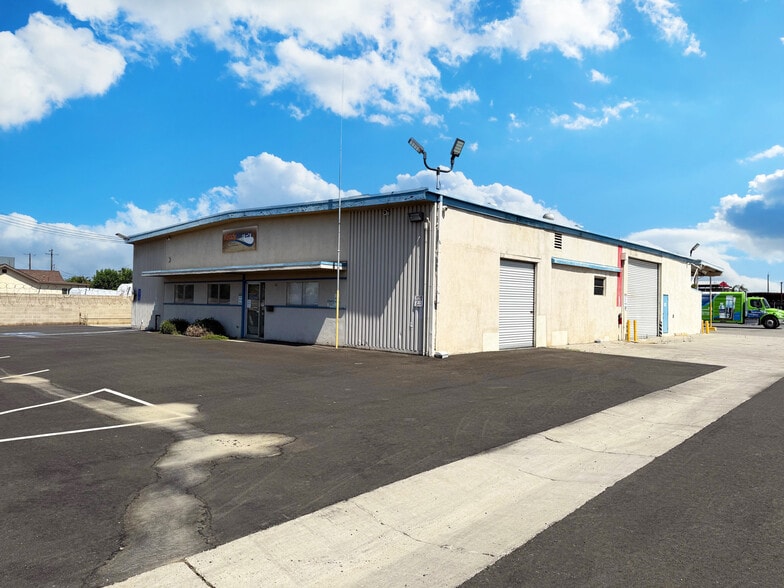Primary Photo Of 380 Lawson Rd, Bakersfield Warehouse For Lease
