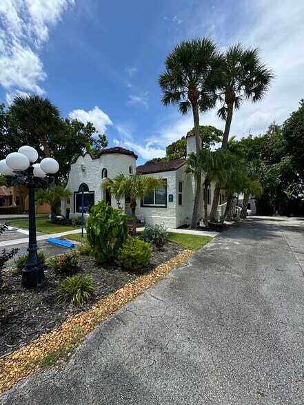 More Photos Of 1317 SE 4th Ave, Fort Lauderdale Office Residential For Sale