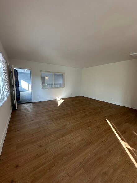 More Photos Of 2226 Voorhees Ave, Redondo Beach Apartments For Sale