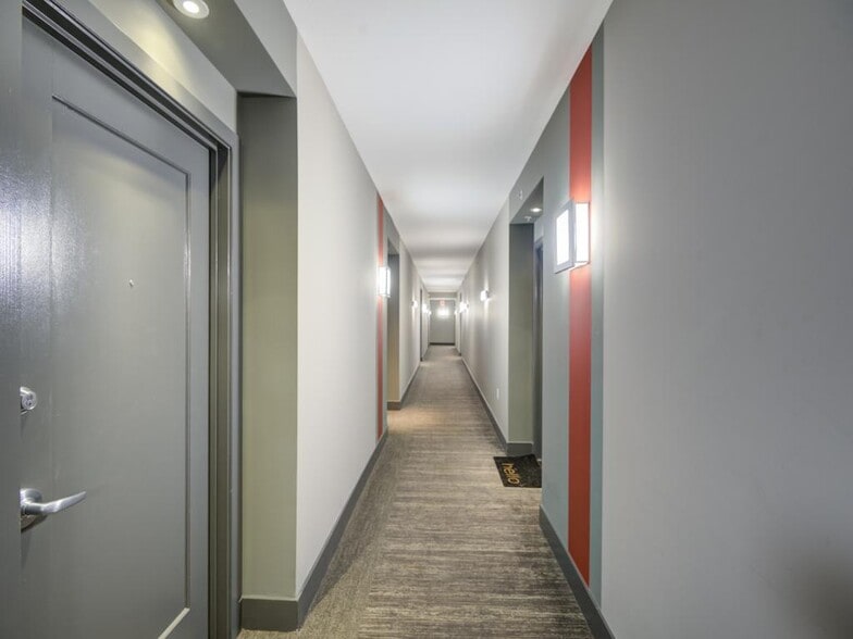 More Photos Of 2301 Columbia Pike, Arlington Apartments For Lease