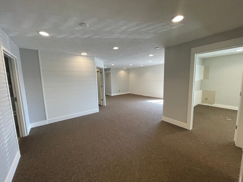 More Photos Of 8194 Byron Center Ave SW, Byron Center Medical For Lease