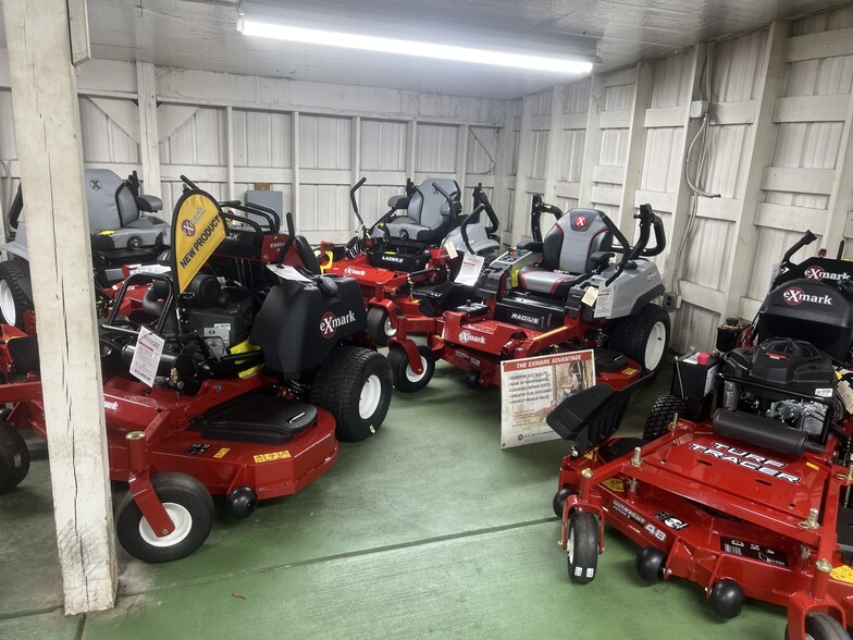 More Photos Of 10190 Old Indian Head Rd, Upper Marlboro Freestanding For Sale