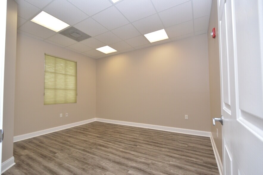 More Photos Of 7551 Wiles Rd, Coral Springs Office For Lease