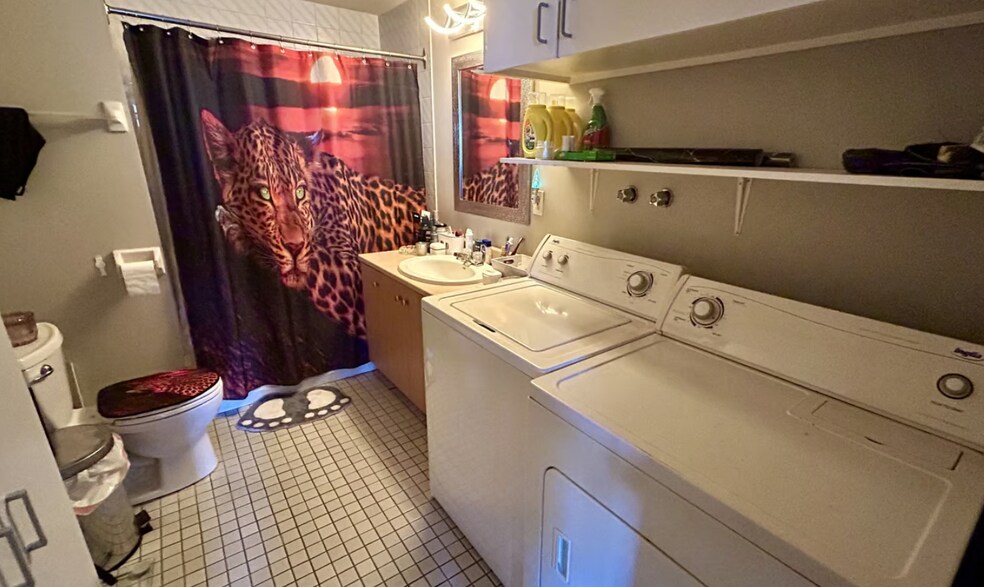 More Photos Of 1522 Rue Saint-Joseph, Longueuil Apartments For Sale