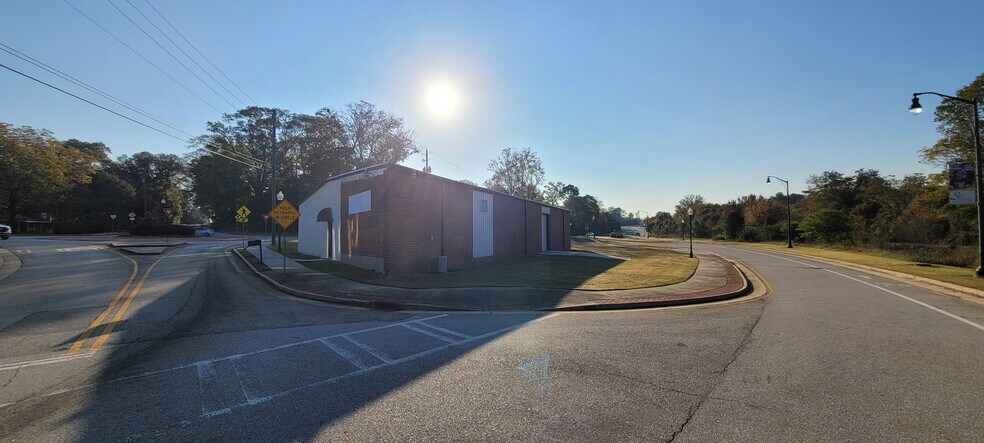 More Photos Of 4505 Atlanta St, Powder Springs Flex For Sale