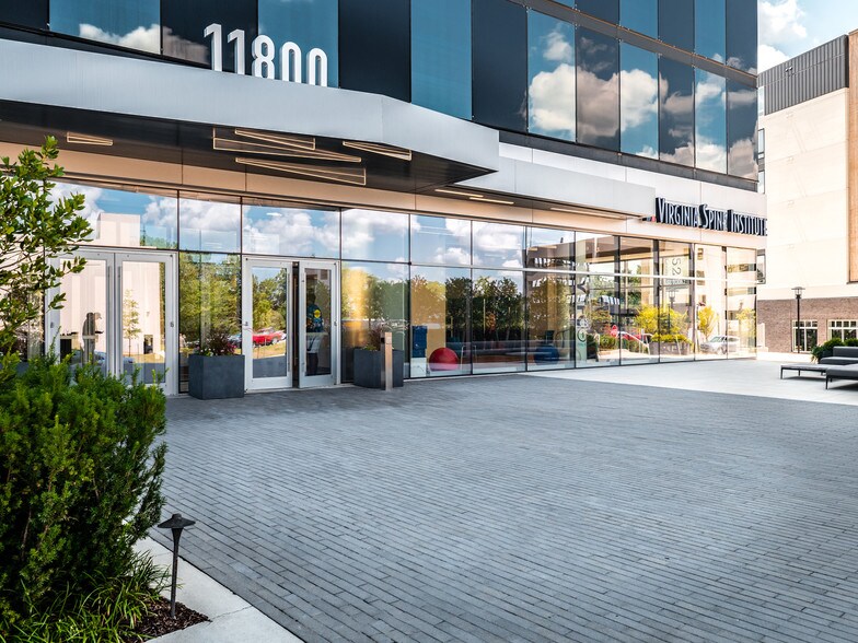 More Photos Of 11800 Sunrise Valley Dr, Reston Office For Lease