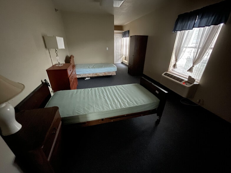 More Photos Of 624 Lysle Blvd, Mckeesport Assisted Living For Sale