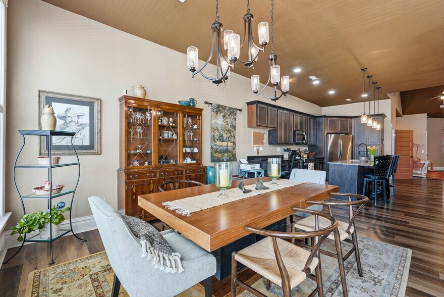 More Photos Of 215 N Michigan St, Plymouth Storefront For Sale