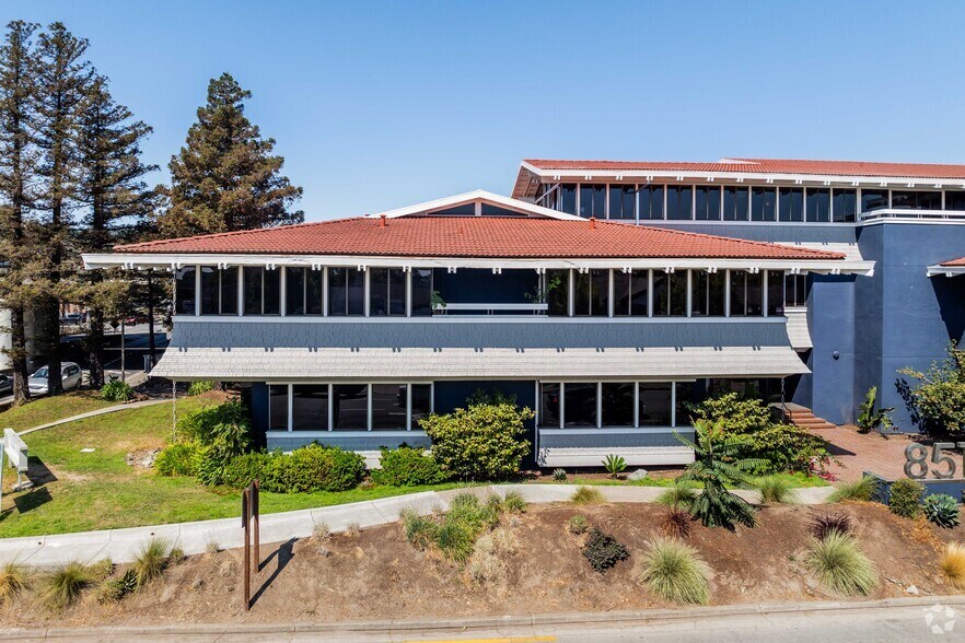 More Photos Of 851 Irwin St, San Rafael Office For Lease