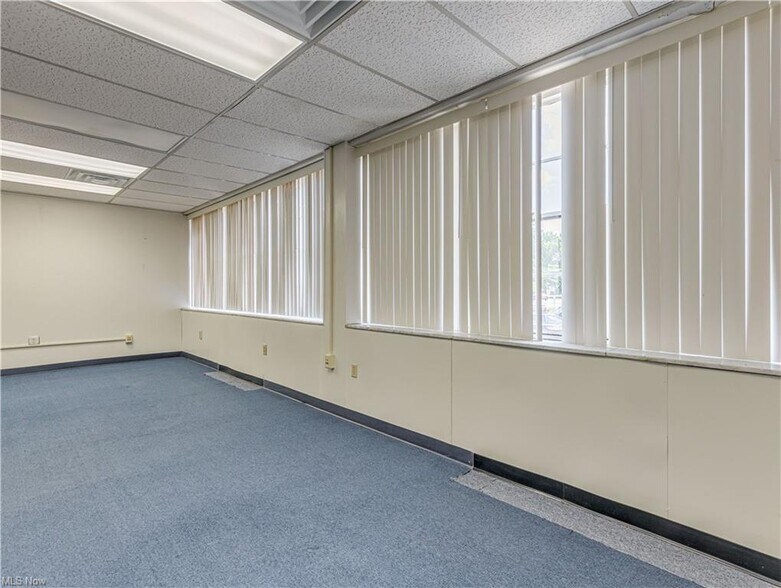 More Photos Of 680 E Market St, Akron Loft Creative Space For Lease