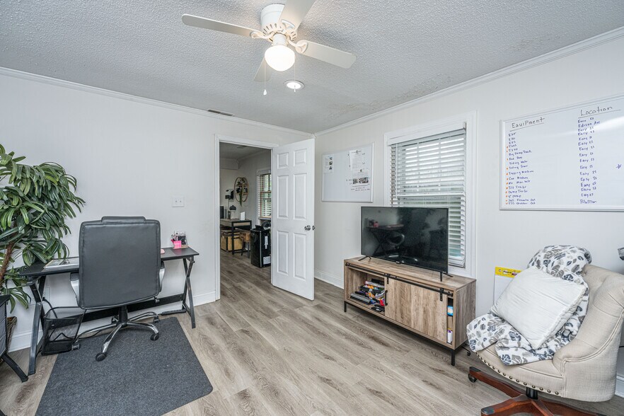More Photos Of 2136 Easy St, North Charleston Freestanding For Sale