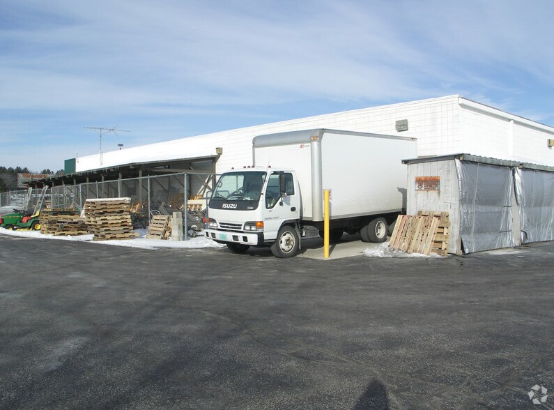 More Photos Of 720-756 Broadway St, Berlin Freestanding For Sale