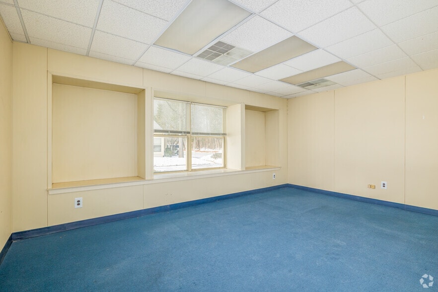 More Photos Of 100-1000 Birchfield Dr, Mount, Mount Laurel Unknown For Lease