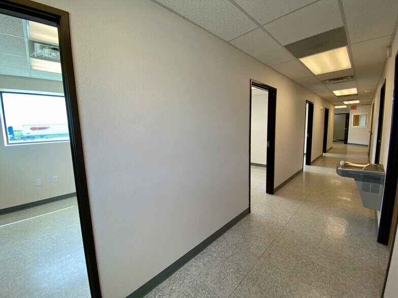 More Photos Of 14472 Commerce Park Blvd, Williston Warehouse For Sale