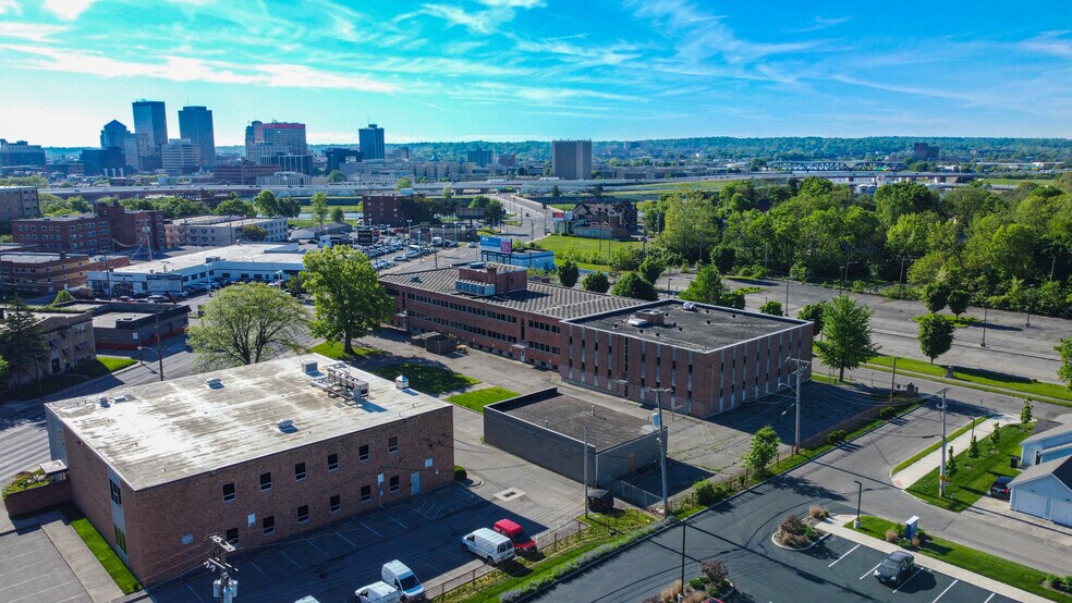 More Photos Of 184 Salem Ave, Dayton Office Residential For Lease