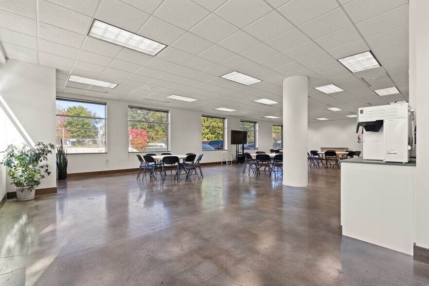 More Photos Of 623 E Wallace Ave, Coeur d'Alene Office For Sale