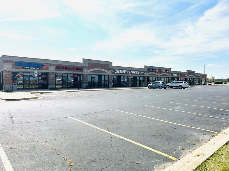 More Photos Of 6500-6572 W Route 34, Plano Unknown For Lease