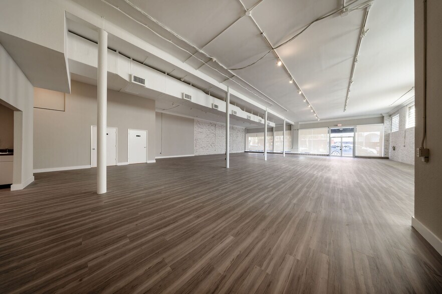 More Photos Of 121 E 1st St, Sanford Office Residential For Sale