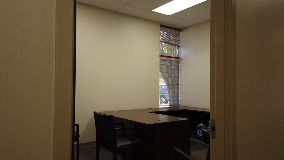 More Photos Of 5 Corporate Ridge Pkwy, Columbus Office For Lease