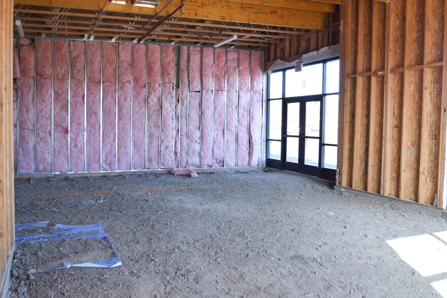 More Photos Of 2984 S 6th St, Klamath Falls Storefront Retail Office For Lease
