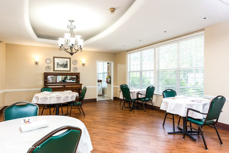 More Photos Of 184 Pine Ln, Washington Assisted Living For Sale