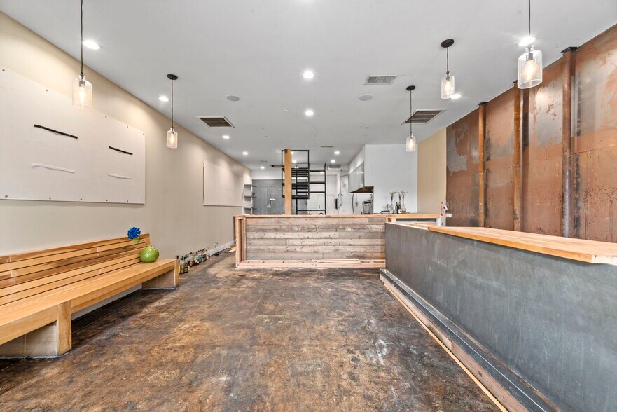 More Photos Of 4601-4711 Lakeview Canyon Rd, Westlake Village Unknown For Lease