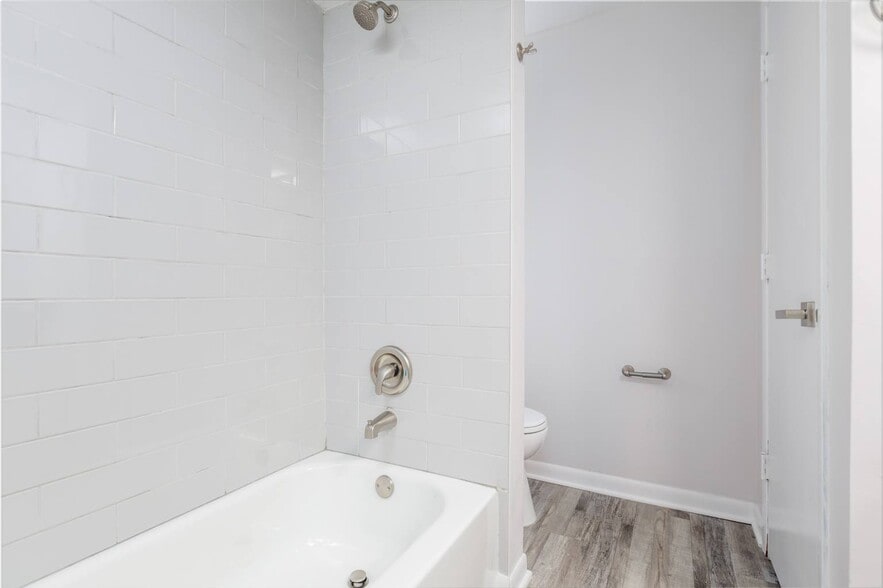 More Photos Of 4577 Olentangy River Rd, Columbus Apartments For Sale