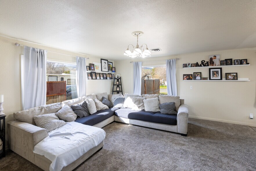 More Photos Of 758 Pleasant Ct, The Dalles Specialty For Sale