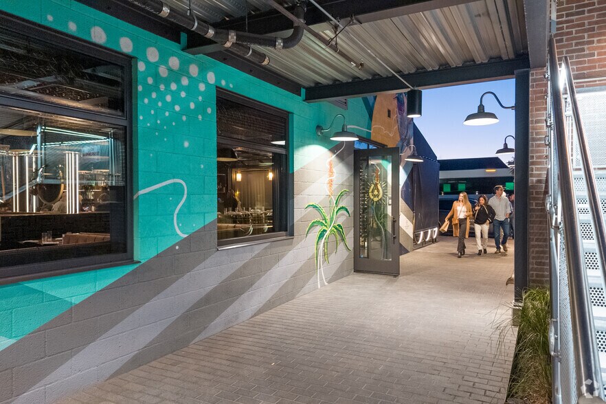 More Photos Of 330 S Cedros Ave, Solana Beach Apartments For Lease