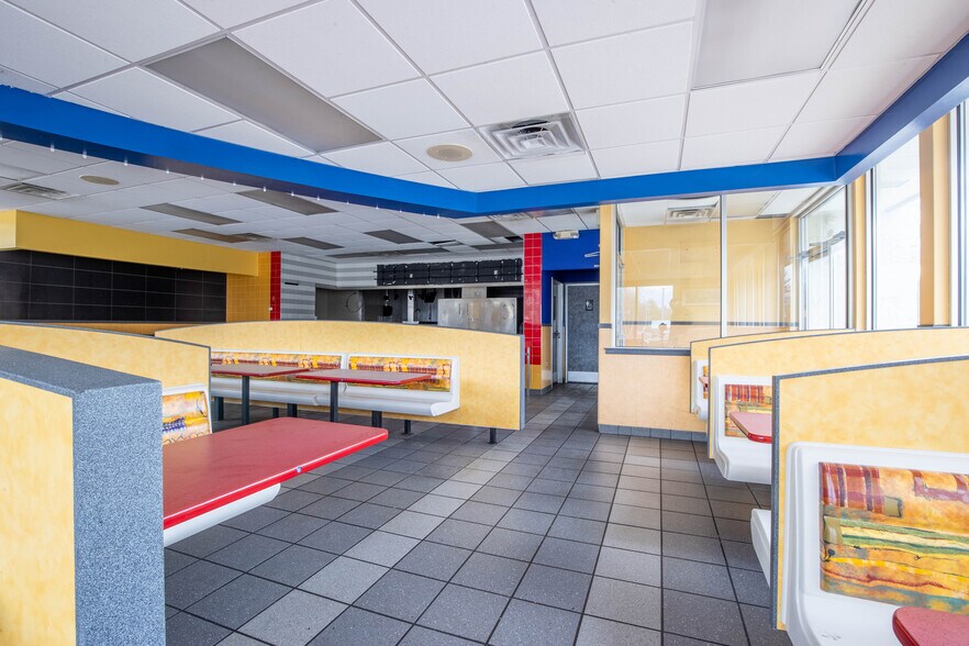 More Photos Of 14109 Highway 226 S, Spruce Pine General Retail For Sale