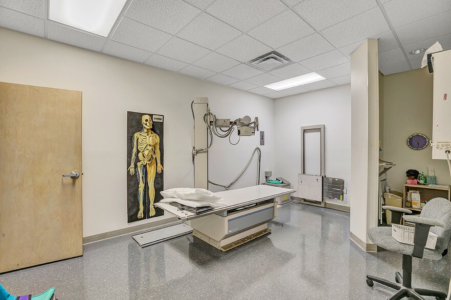 More Photos Of 2300 SE 17th St, Ocala Medical For Lease