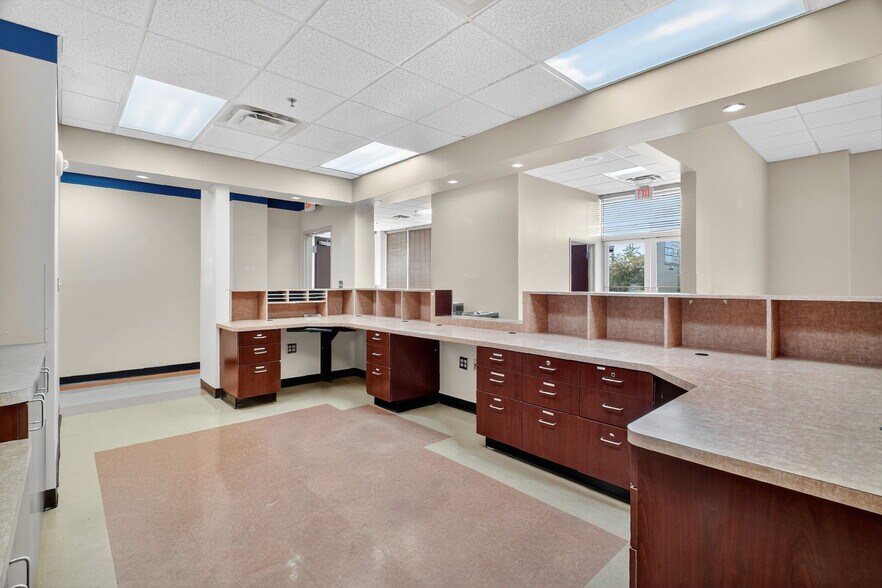 More Photos Of 15701 State Road 50, Clermont Medical For Lease