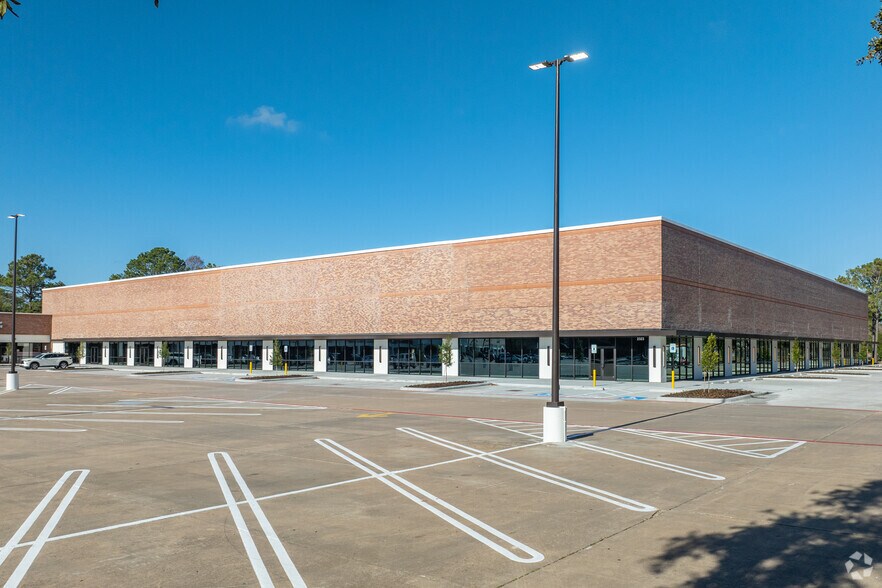 More Photos Of 2323 Clear Lake City Blvd, Houston Unknown For Lease