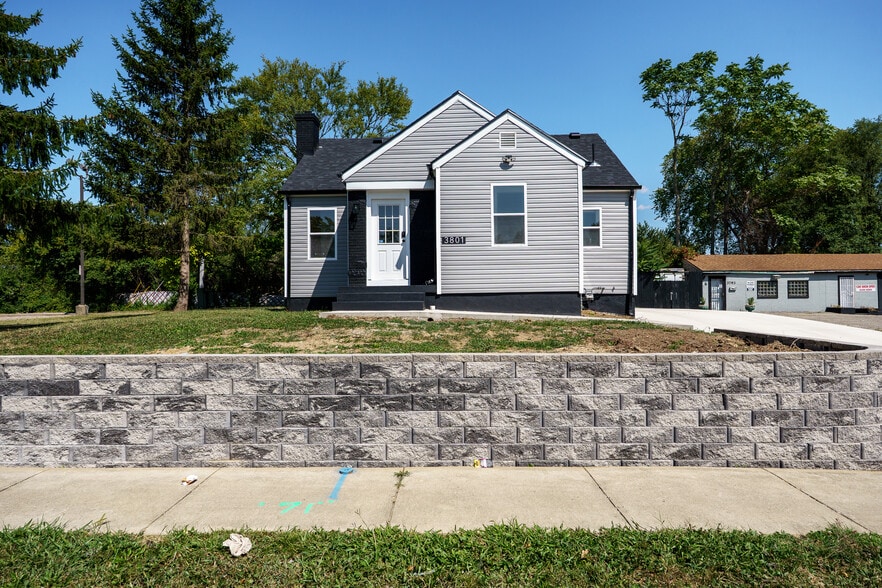 More Photos Of 3801 Salem Ave, Dayton Office For Sale