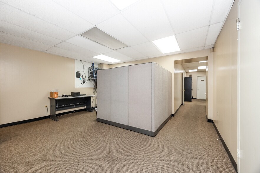 More Photos Of 67-73 Harry St, Conshohocken Office For Lease