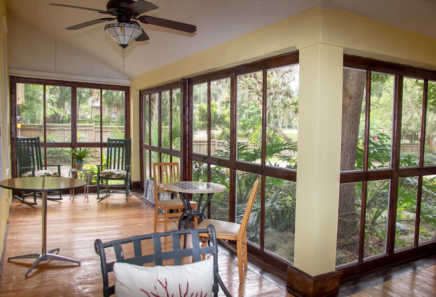 More Photos Of 620 N Tubb St, Oakland Specialty For Sale