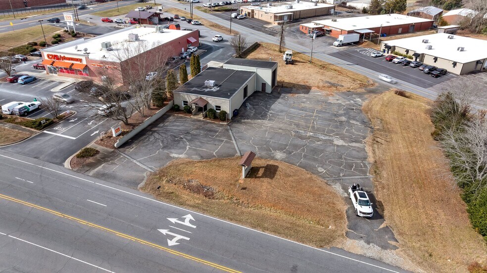 Primary Photo Of 105 Rock Barn Rd NE, Conover Flex For Sale