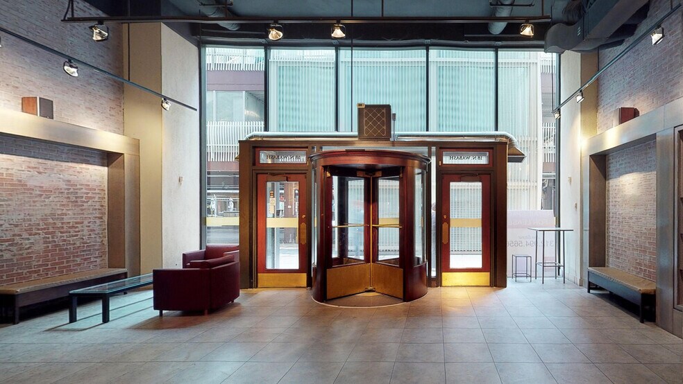 Primary Photo Of 18 N Wabash Ave, Chicago General Retail For Lease