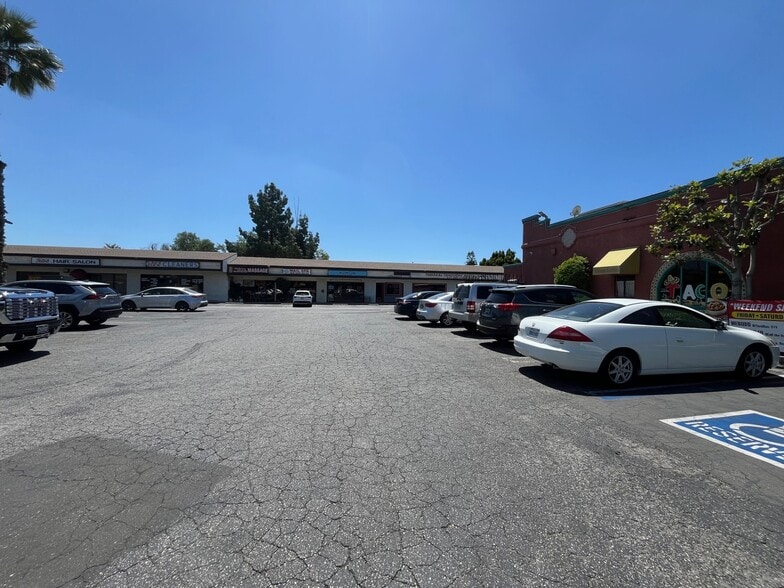 More Photos Of 22720-22750 Roscoe Blvd, West Hills Unknown For Lease