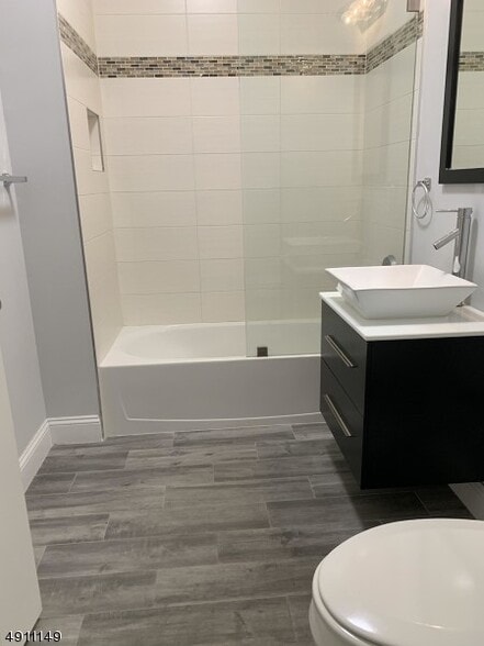 More Photos Of 12 Adams St, Newark Specialty For Sale