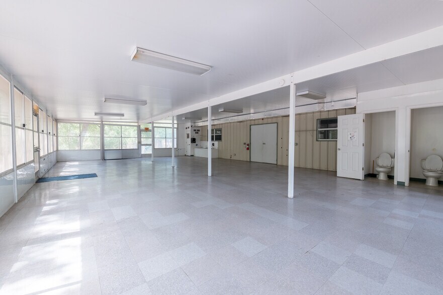 More Photos Of 6689 County Road 315, Keystone Heights Specialty For Sale