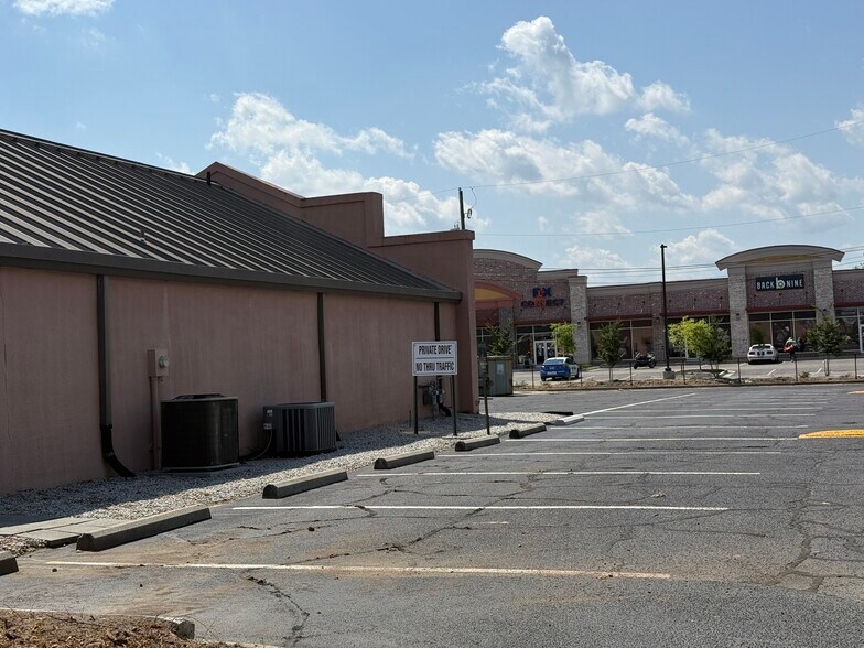 More Photos Of 106 Davis Rd, Augusta Storefront Retail Office For Lease