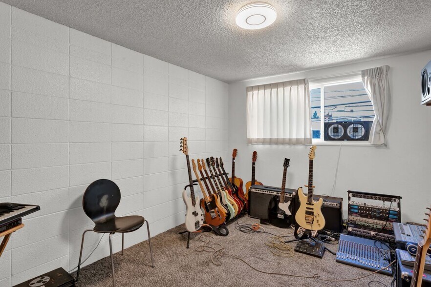 More Photos Of 1005 W 7th Ave, Eugene Apartments For Sale