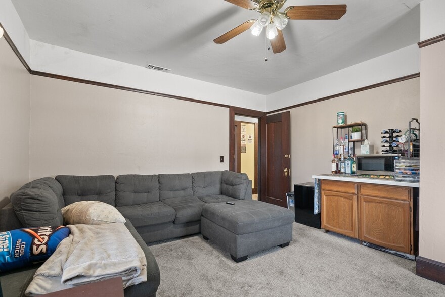 More Photos Of 217 E Lake Ave, Watsonville Office For Sale