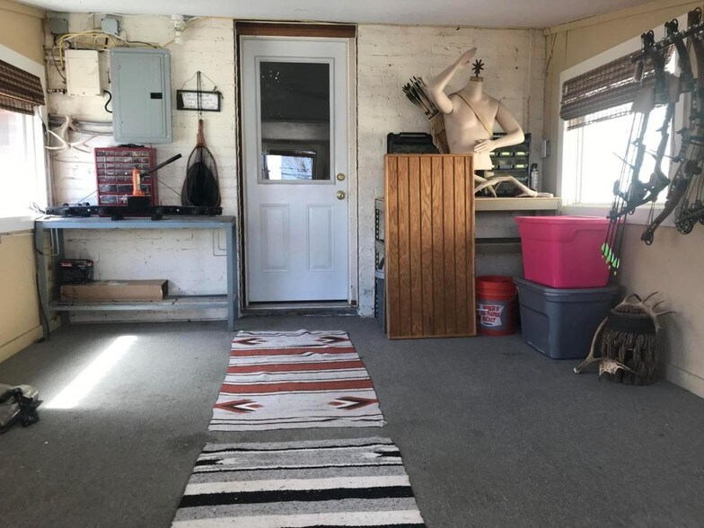 More Photos Of 50 S Main St, Utica Bar For Sale
